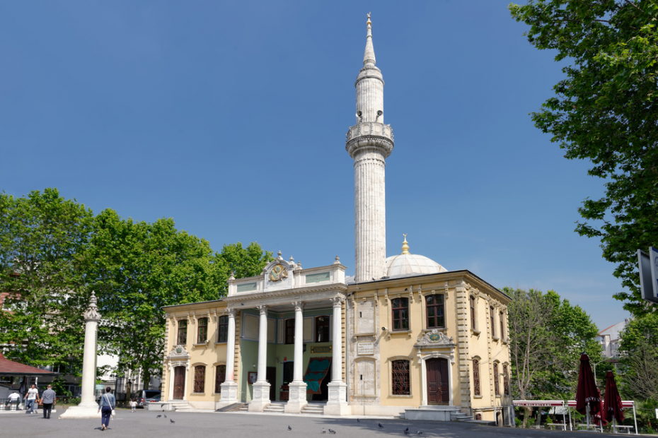 مسجد تشویکیه در منطقه شیشلی در استانبول